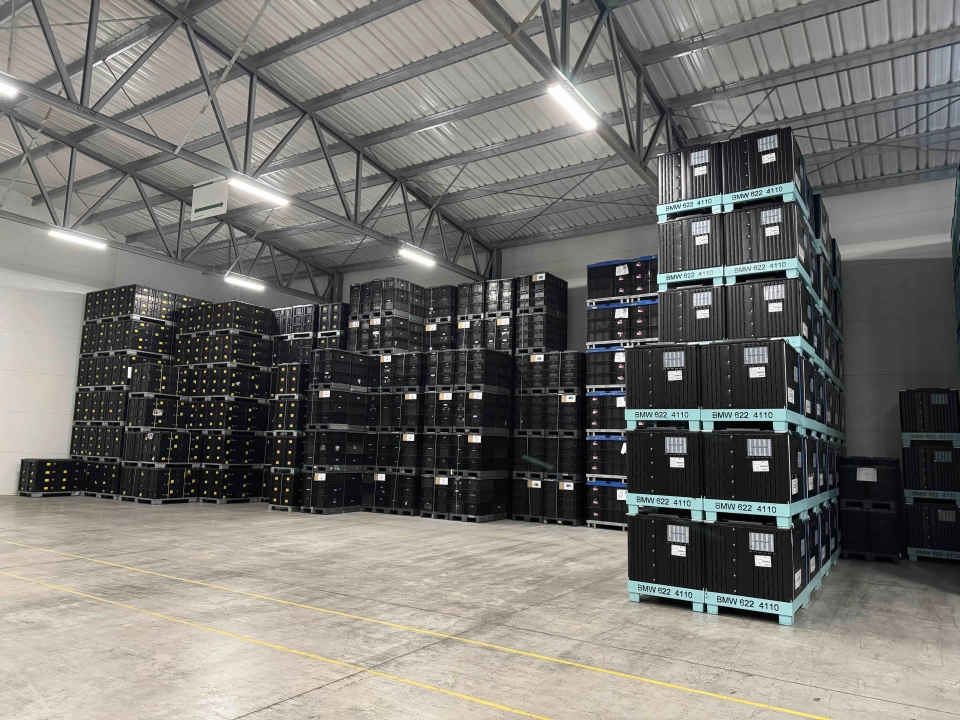 Mytí průmyslových vratných obalů